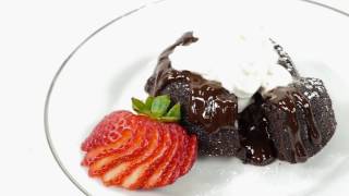 Taste amp Co Lava Cake [upl. by Ellertnom]