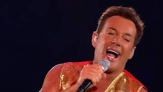 26 Toppers in concert 2014 Gerard Joling hitmedley [upl. by Anaid]