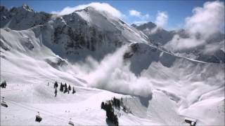 Lawine überrascht Skifahrer Kanzelwand Oberstdorf Ostern 2016  snow avalanche [upl. by Kruger711]