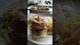 Western food ketutrhondatour youtubeshorts shortvideo [upl. by Frayda]