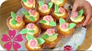 Cupcakes für Verliebte RosenCupcakes backen  Sweet amp Easy  Enie backt [upl. by Mailiw323]