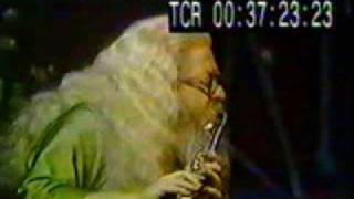 Hermeto Pascoal e Grupo CabelouroBebê [upl. by Aoh388]