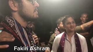 Vari jaaun re balihari jaaun re bhajan Diwali per satsang fakiri aashram Bhagat group [upl. by Ahsitram56]