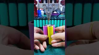 Soldering lithium battery in four second batterytechnology [upl. by Brasca]