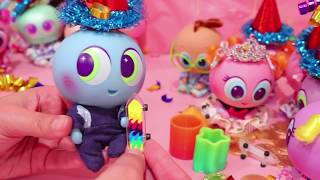 Navaries Birthday Party  Toys and Dolls Fun with Toy Babies  Sniffycat [upl. by Kauppi]