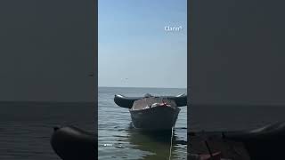 Pescadores captaron una lluvia de misiles rusos sobre el Mar Caspio [upl. by Akerboom]