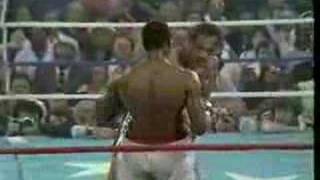 Larry Holmes vs Ken Norton  Round 15 [upl. by Airrat]