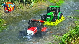 BRUDER TRAKTOR McCORMICK John Deere he fell into a river mud [upl. by Kcirddes647]