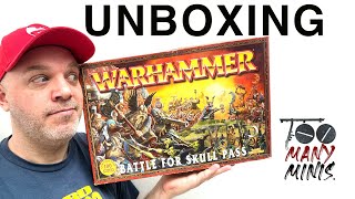 Unboxing Battle for Skull Pass for The Old World [upl. by Aneehsyt939]