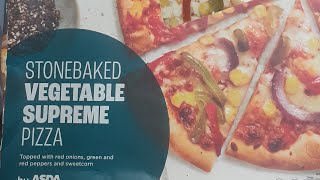 FOOD REVIEW UK ASDA VEGETABLE SUPREME PIZZA VEGETARIAN £3🍕 SIOBHANs LIFE [upl. by Ivory]