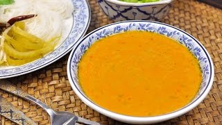 Thai Fish Curry Thai Food – Nam Ya Kati  Khanom Jeen Nam Ya ขนมจีนน้ำยา [upl. by Bass]