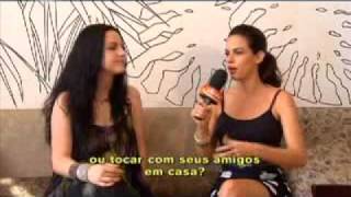 Entrevista com Amy Lee quotNossos fãs brasileiros são os melhoresquot [upl. by Joli]