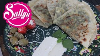 Gözleme mit Spinat und Schafskäsefüllung selber machen  türkische Spezialität  auch vegan möglich [upl. by Diehl68]