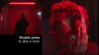 How to skip a track on Beats Studio3 Wireless  b button [upl. by Ordnassela]