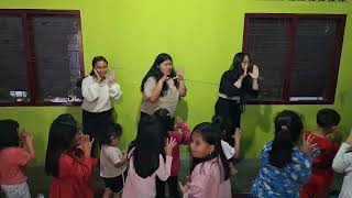 Gerakan Dance Kelas Balita KAKR GBKP Rg Tigabaru [upl. by Yntirb301]