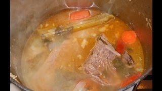 Ricetta del Brodo di Carne Napoletano [upl. by Olga]