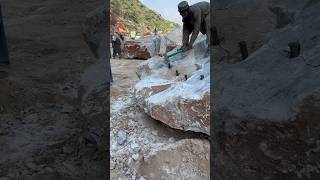 HUGE stone oldest splitting technique youtubeshorts shortsfeed viralshorts [upl. by Nahaj]