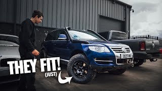 Fitting BIG wheels to our V10 50 BLE Touareg [upl. by Varden]