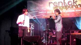 Moses Vadham with Fauzie Laily  Rentak Singapura 2010 [upl. by Winna]