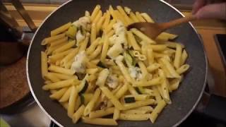 PASTA CON ZUCCHINE E GORGONZOLA SQUISITA [upl. by Lurline]