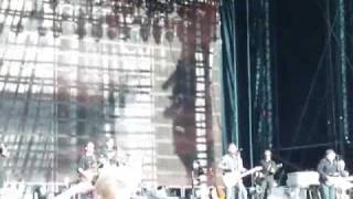 Bruce Springsteen  Bern  30609  Intro  Vogellisi  Badlands [upl. by Yldarb248]