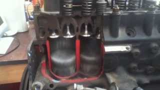 How the Piston and Valves work in an Internal Combustion Engine [upl. by Naujahs]