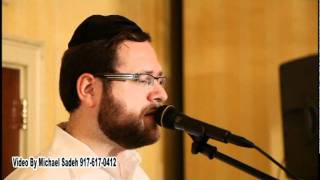 One Man Band Yossi Indig Sings quotAshira Lashemquot [upl. by Lucine]