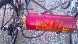 bici a 4 ruote compressed air clacson [upl. by Buckie]