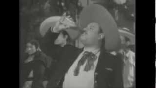 Tin tan Cantando  Soy charro de Levita 1949 [upl. by Enovad]