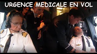 Urgence médicale en vol [upl. by Nylynnej938]