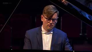 Víkingur Ólafsson  Bach  Keyboard Concerto No 5 in F Minor BWV 1056  Pre Concert interview [upl. by Ahtanoj]