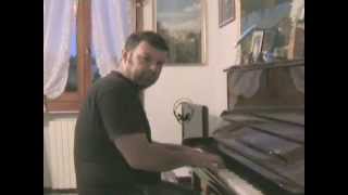 Andrea Badan il pianista più bravo del mondo [upl. by Meerek]