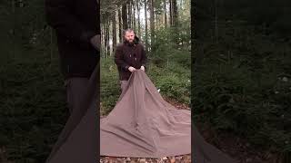 Tarp als Zelt  einfacher und vielseitigster geschlossener Aufbau Short Version [upl. by Ragen]