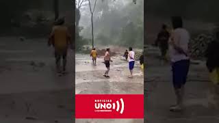 Colombia en emergencia lluvias afectan a varias ciudades  Noticias UNO [upl. by Imas]