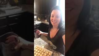 Shanann Watts Rzucek baking on Thanksgiving [upl. by Yelahc]