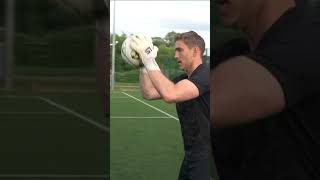 👃🏻 👣 Nose over toes Be balanced when moving goalkeeper goalkeepertraining [upl. by Natlus342]