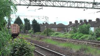 66110 on 6L98 MOD Didcot Tc to Shoeburyness Mod at Barking [upl. by Ydualc]