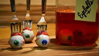 Cake Eyeballs Cake Pops Served from a Jar Trick or Treat [upl. by Dunning]