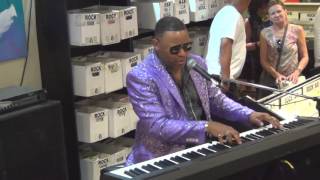 DAVELL CRAWFORD  SPECIAL APPEARANCE  LOUISIANA MUSIC FACTORY 2016 [upl. by Imeaj]