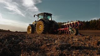 John Deere 6210 R mit Kverneland Ecomat amp John Deere 7710  Ackern Schälpflug 2018 [upl. by Magdalen415]