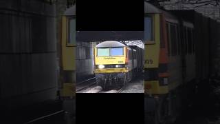 Class 90s Through Bletchley Station train [upl. by Unni]