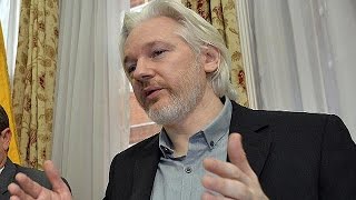 Fall Assange Verhör im Botschaftsasyl [upl. by Dunlavy]