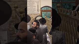 Mezibuz Rebbe Visits The Tziyun Of The Divrei Chaim [upl. by Nolyk94]