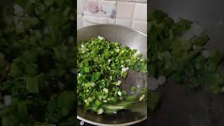 Spring Onion Recipe 🥘  winterspecialrecipe saag youtubeshorts [upl. by Montague]