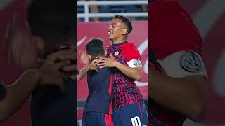 ¡PEQUEÑOS INVASORES Insólito momento en San Lorenzo vs Barracas en el Nuevo Gasómetro  Shorts [upl. by Ennairek]