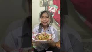 Review Khanom Jeen Nam Yoi Restaurant Mueang Phrae [upl. by Portuna]