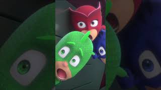 Train Stopped Can the Heroes Fix It  PJ Masks [upl. by Nnaitsirk957]