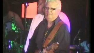 Gidea Park with Eric Haydock performing the Hollies hit I Cant Let Go [upl. by Sudhir]