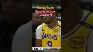 standing ovation for bronnu basketball jamesfamily lebronjames [upl. by Avik188]