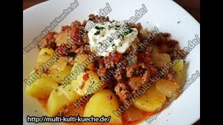 Schmorgurke mit Hackfleisch und Kartoffeln [upl. by Bluhm]